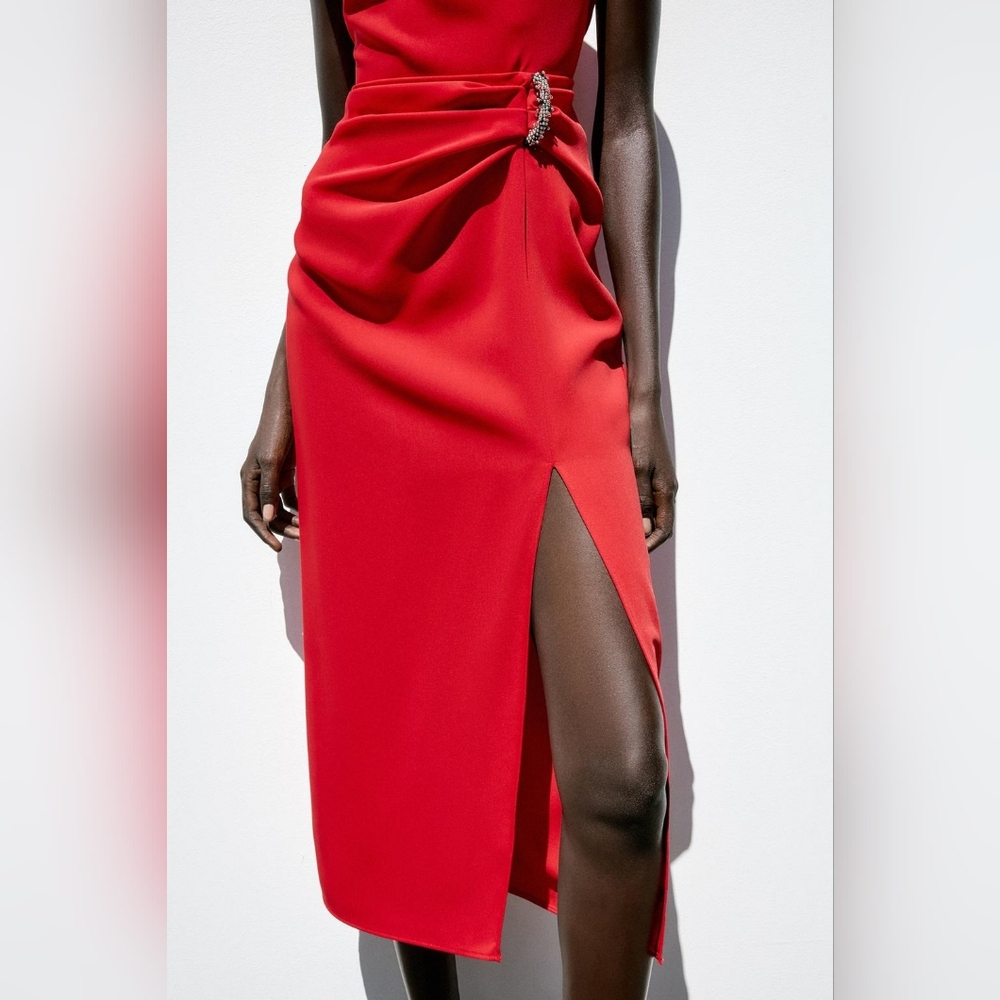 MIDI RED DRESS WITH HARDWARE SIZE M - Picture 7 of 10